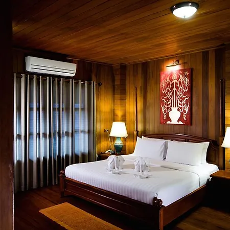 Ruen Come In Chiang Mai Exterior photo